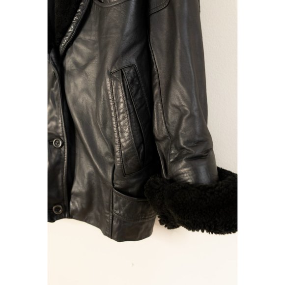 Black Real Leather with True Shearling - Picture 5 of 8